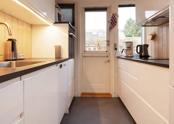 Cozy With Fireplace - By Traum Ferienhaus